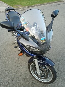 Yamaha FZ6 Fazer - 2