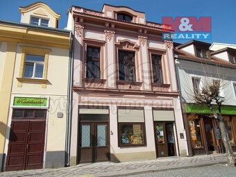 Pronájem bytu 1+1, 47 m², Slaný, ul. Komenského náměstí - 2