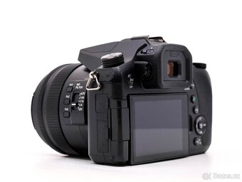 Panasonic Lumix DMC-FZ2000 - 2