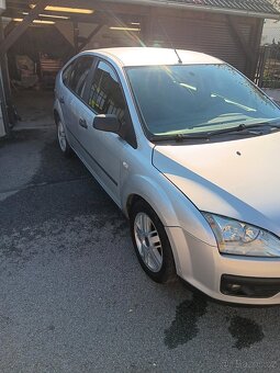 Ford Focus MK2 1.6i 74kw - 2