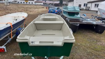 Pramice, rybářský člun, veslice, loď Nikol 400 - 2
