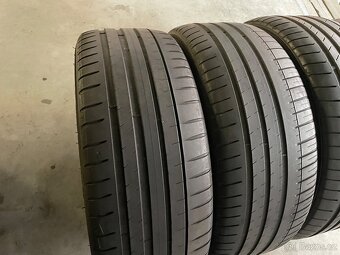 prodám letní pneumatiky 245/45/19 Kumho a Michelin celá sada - 2
