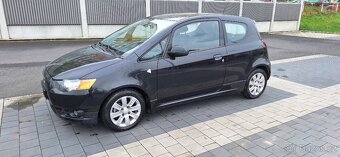 Mitsubishi colt 2010 - 2