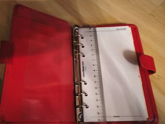 Diář Filofax Saffiano osobní červený A6 - 2
