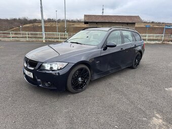 BMW E91 320D - 2