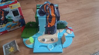 Sada Pokemon carry case volcano palyset 2. Jakost - 2