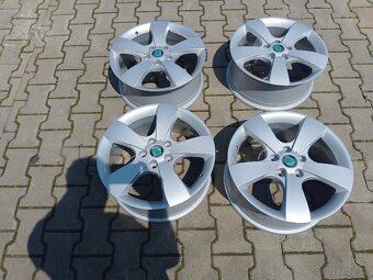 ŠKODA ORIGINÁLNÍ ALU KOLA 17" - 2