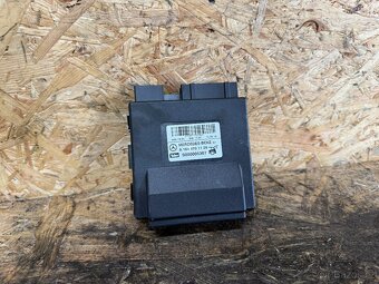 ŘÍDICÍ JEDNOTKA PÁTÝCH DVEŘÍ MERCEDES W164 A1648701126 - 2