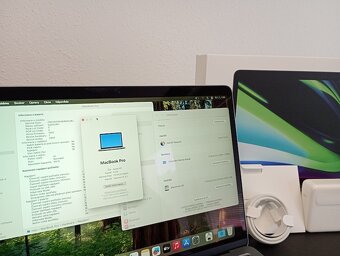 MacBook PRO 13 palců Apple M1 chip 8 RAM 256 SSDx NOVÝ jen 4 - 2