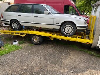 Rozpredam BMW e34 525tds AT touring. A sedan 524td - 2