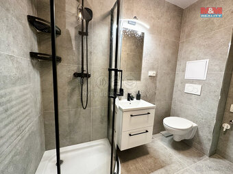 Pronájem bytu 2+1, 54 m², Pardubice, ul. Hlaváčova - 2