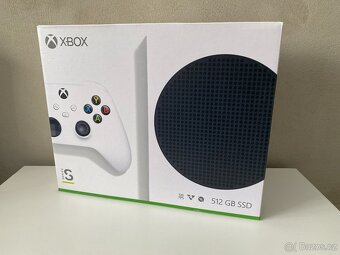 XBOX SERIES S (jako nový) - 2