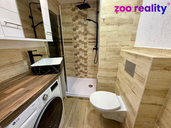 Prodej bytu 1+kk, 20 m2 s lodžií. - 2