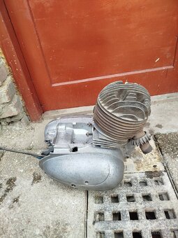 Motor ČZ - 2