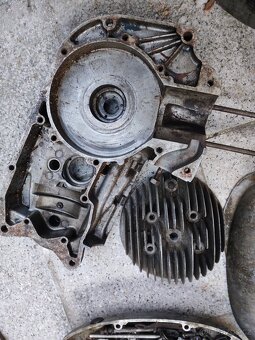 ČZ díly motoru 450 - 2