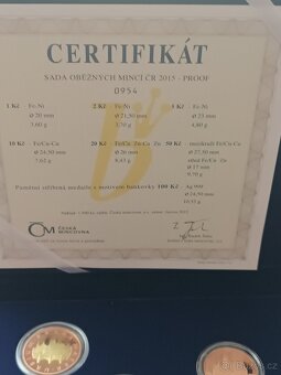 Sada oběžných mincí proof ČR 2015 - dřevěná etue - vzácná - 2