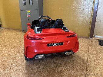 Dětské auto bmw z4(nové baterie,DO+ nabíječka ) - 2