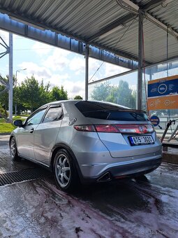 Civic 8g UFO - 2