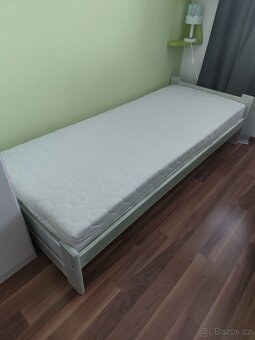 Dětská postel masiv (80x200), včetně roštu a matrace - 2