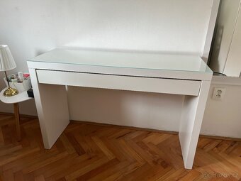 Psací stůl se skleněnou deskou - 2