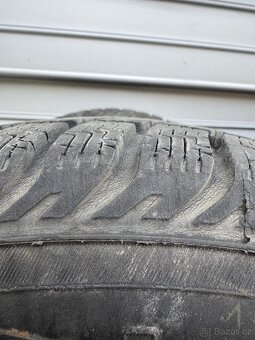 Zimní kola nokian 175/70 R14 4x100 střed 54,1 - 2