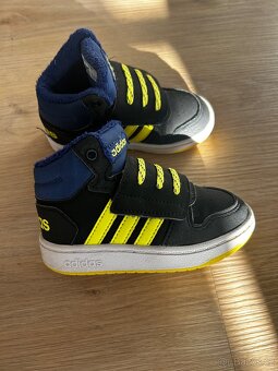 Zimní boty Adidas vel. 24 jako nové - 2
