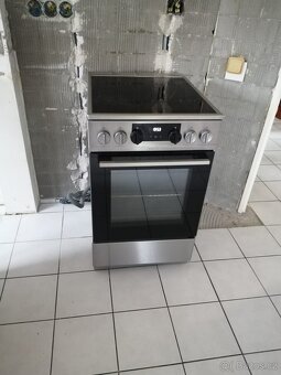 Sporák Gorenje EC5351XA elektrický se sklokeramickou deskou - 2