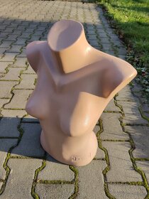 Torzo dámské - figurína - 2