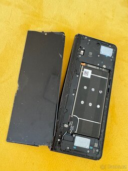 Samsung Z Fold3 5g na dily - 2