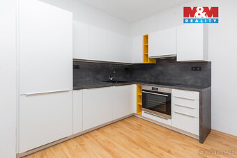 Pronájem bytu 2+1, 53 m², Pardubice, ul. Pichlova - 2