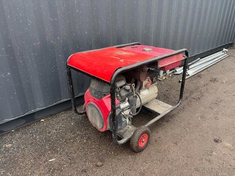 Benzíná elektrocentrála s el. startováním, skladem - 2