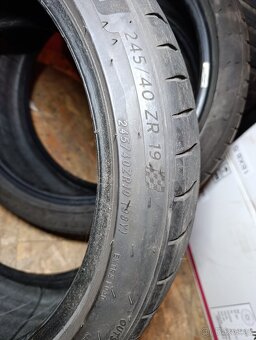 Michelin Pilot sport 4 245/40ZR19 - 2
