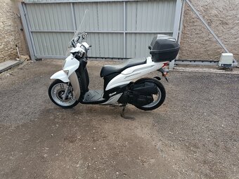 Yamaha xenter 125i Cz doklady v ceně - 2