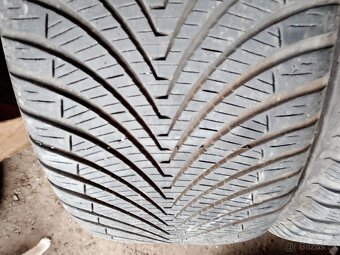 225/45/18 95w Kumho - celoroční pneu 2ks - 2