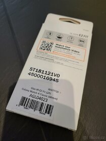 Prodám ochranné sklo Spigen pro Samsung W4 classic - 2