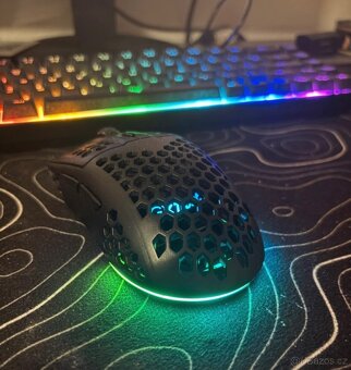 Herní klávesnice a myš - 2