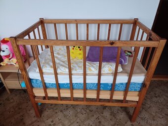 Dětská postýlka dřevěná - 2