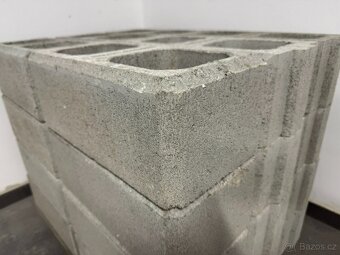 Prodám tvarovky Pressbeton Simple Block (24ks) - 2