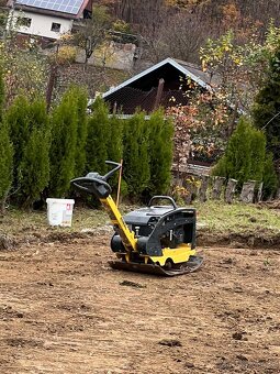 Vibrační deska Bomag BPR 35/60 – po servisu - 2