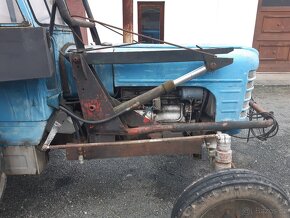 čelní nakladač Zetor 4011 - 2