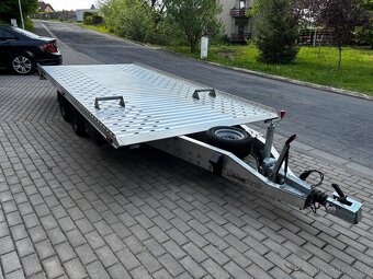 Gromex L4.6m 2700kg alu kola top stav - 2