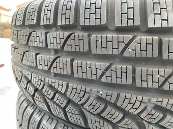 4 ks zimní pneu Pirelli 205/65R17 - 2