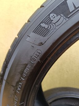 2ks zanovni letni 235/45/18 Michelin - 2