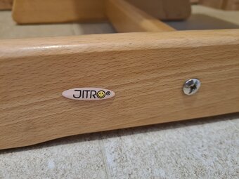 Rostoucí židle Jitro - 2