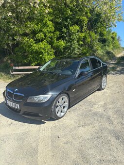BMW E90 330i - 2