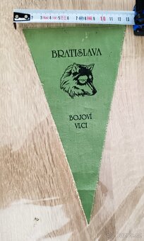 Trampská vlaječka " Bojoví vlci-Bratislava" - 2