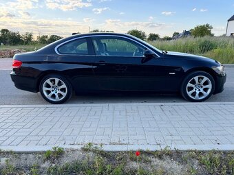 BMW e92 330d COUPÉ-MANUAL-RWD - 2