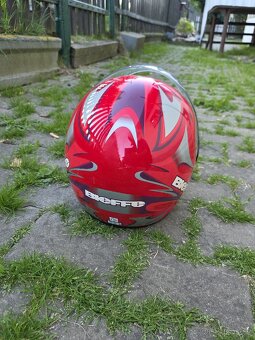 Helma na motorku nebo skútr - 2