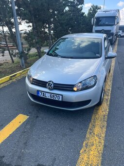 Volkswagen Golf - 2