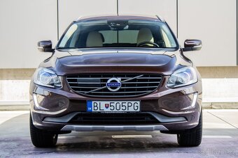 Volvo XC60 D4 2.4L Drive-E Luxury Geartronic AWD - 2